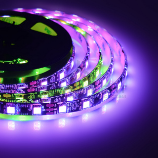 87ЦЛ Комплект цифровой светодиодной ленты 12В, 14,4Вт/м, smd5050, 60д/м, IP65, ширина подложки 10мм(черная), 5м, RGB, с аксессуарами (адаптер питания, контроллер для цифровой RGB ленты с радио пультом).